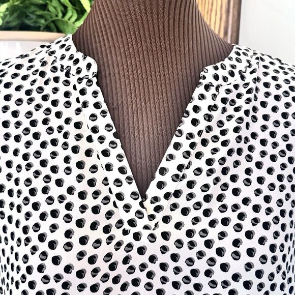 Adrianna Papell Women's 1X Tunic White Black Dot High Low V-Neck 3/4 Sleeve - Picture 4 of 9